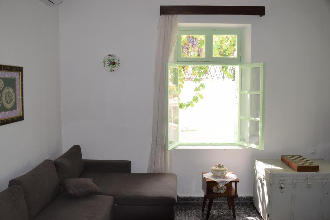 Village Home In Paradíszi Kültér fotó