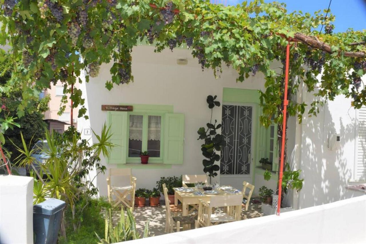 Village Home In Paradíszi Kültér fotó